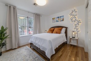 3 bedrooms, iron/ironing board, WiFi, bed sheets - Feel like in NYC but not in NYC (Jersey City)