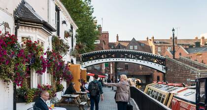 Luxury 1 bed Apartment 10 Mins to Bham City Centre