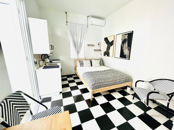 1 Schlafzimmer, BĂŒgeleisen/BĂŒgelbrett, kostenloses WLAN, BettwĂ€sche