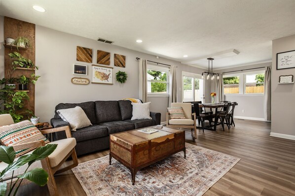 تلفزيون ذكي، كُتُب