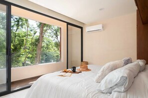 2 slaapkamers, een strijkplank/strijkijzer, wifi, beddengoed