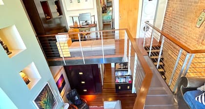 Modern 2 Bed 2 Bath & Sofa bed w/Dedicated workspace & Large Garden