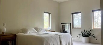Modern Secluded Home w/fire place on 20 acres