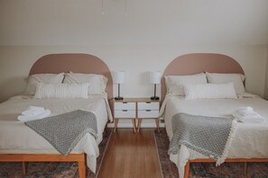 4 bedrooms, desk, iron/ironing board, travel cot