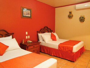 Quarto casal superior | Individualmente decorados, escrivaninha, Wi-Fi de cortesia