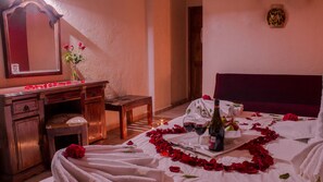 Individuell inredning, skrivbord, gratis wi-fi och sängkläder