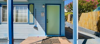 Fenced Yard & Grill: Orville Cottage Near Trails!