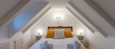 3 soverom, strykejern/-brett, wi-fi (inkludert) og sengetøy