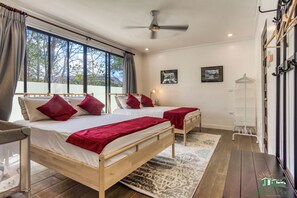 Luxury Room | In-room safe, desk, blackout drapes, free WiFi - Adora's Place (Coron)