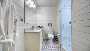 Shower, towels