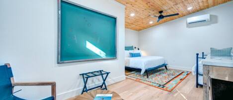 1 bedroom, WiFi, bed sheets