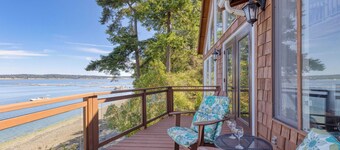 아방스테이가 운영하는 마드로나 비치하우스 워터프론트홈