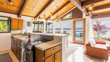 House (2 Bedrooms) | Bahagian dalam