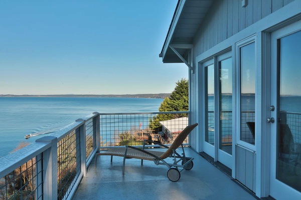 House (3 Bedrooms) | Front of property