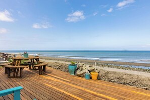 House (2 Bedrooms) | Interior - West Beach Wonderland by Avantstay Waterfront (Oak Harbor)