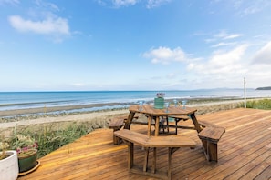 House (2 Bedrooms) | Interior - West Beach Wonderland by Avantstay Waterfront (Oak Harbor)