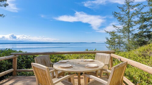 Goldilocks by Avantstay Luxury Waterfront Home