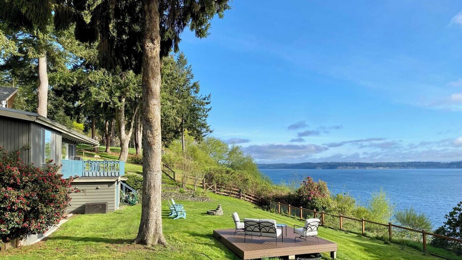 Saratoga by the Sea by Avantstay Panoramic View, Near Langley
