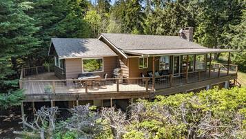 House (2 Bedrooms) | Front of property