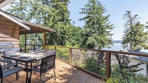 Eagles Watch by Avantstay Large Deck w/ Views