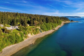 House (4 Bedrooms) | Interior - Orca Ridge on Resort Road by Avantstay A+ Views (Greenbank)