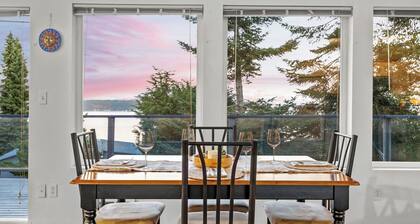 Incredible Water Views, Deck Relaxing Retreat Greenbank Getaway by Avantstay