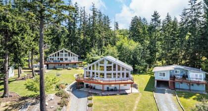 Harborview Getaway by Avantstay Walk to Beach