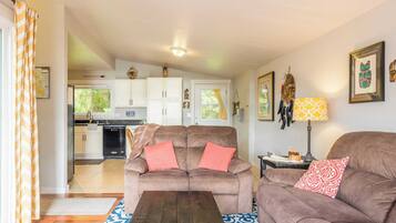 Rumah (2 Bedrooms) | Interior