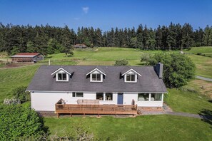 House (5 Bedrooms) | Interior - Bayview Together Farm by Avantstay A+ Location (Langley)