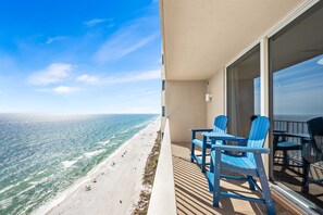 Property grounds - Panama City Beach Paradise! Beachfront Gem on the 18th Floor, Tidewater Resort! (Panama City Beach)