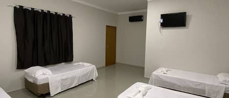 Classic Quadruple Room | Wi-fi percuma