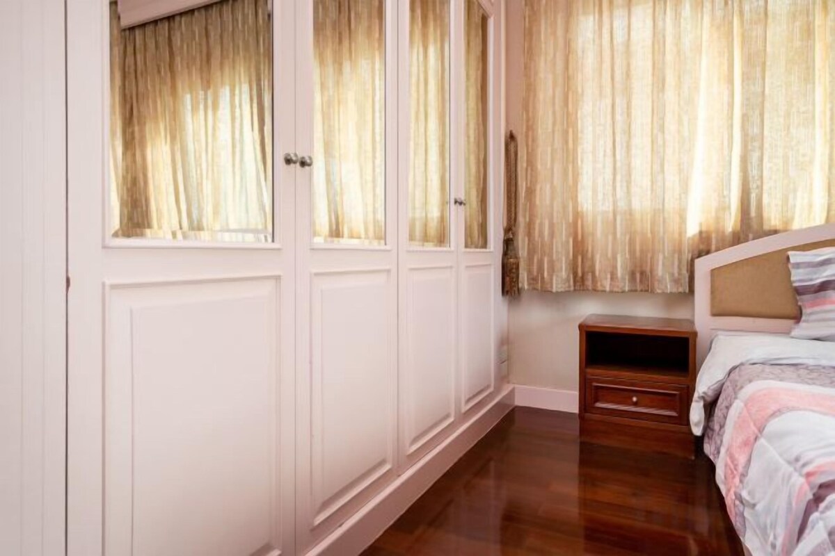 In-room safe, blackout drapes, iron/ironing board, WiFi (free)
