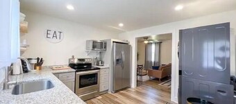 2BR Cedar Lane Road Retreat at Swamp Rabbit Trail!