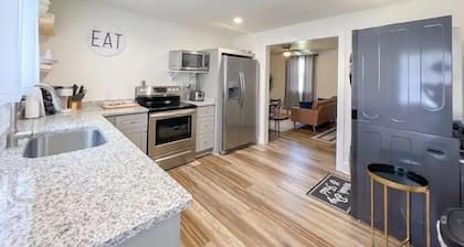 2BR Cedar Lane Road Retreat at Swamp Rabbit Trail!