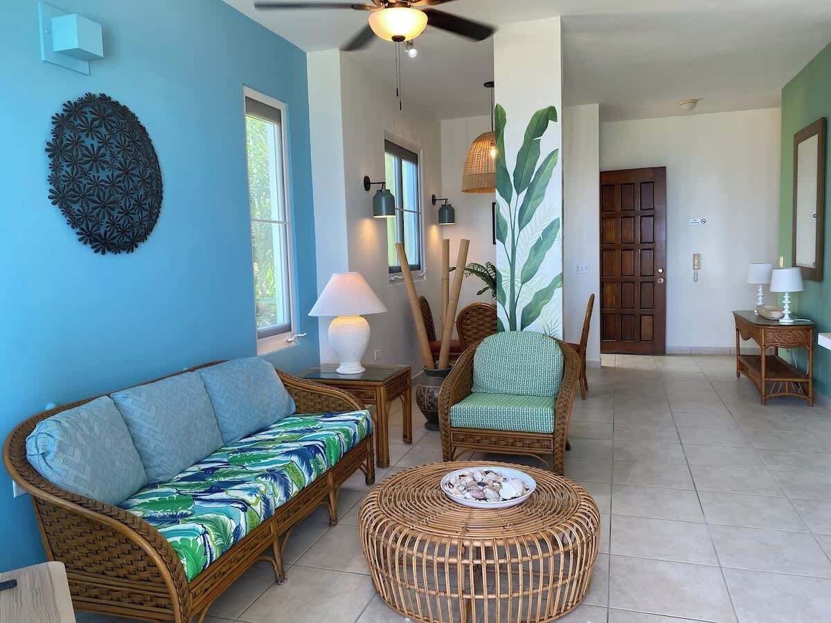 智能电视、办公室