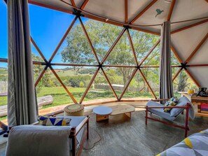 Cabin | Interior - Rua José Joaquim Nogueira (Santa Branca)