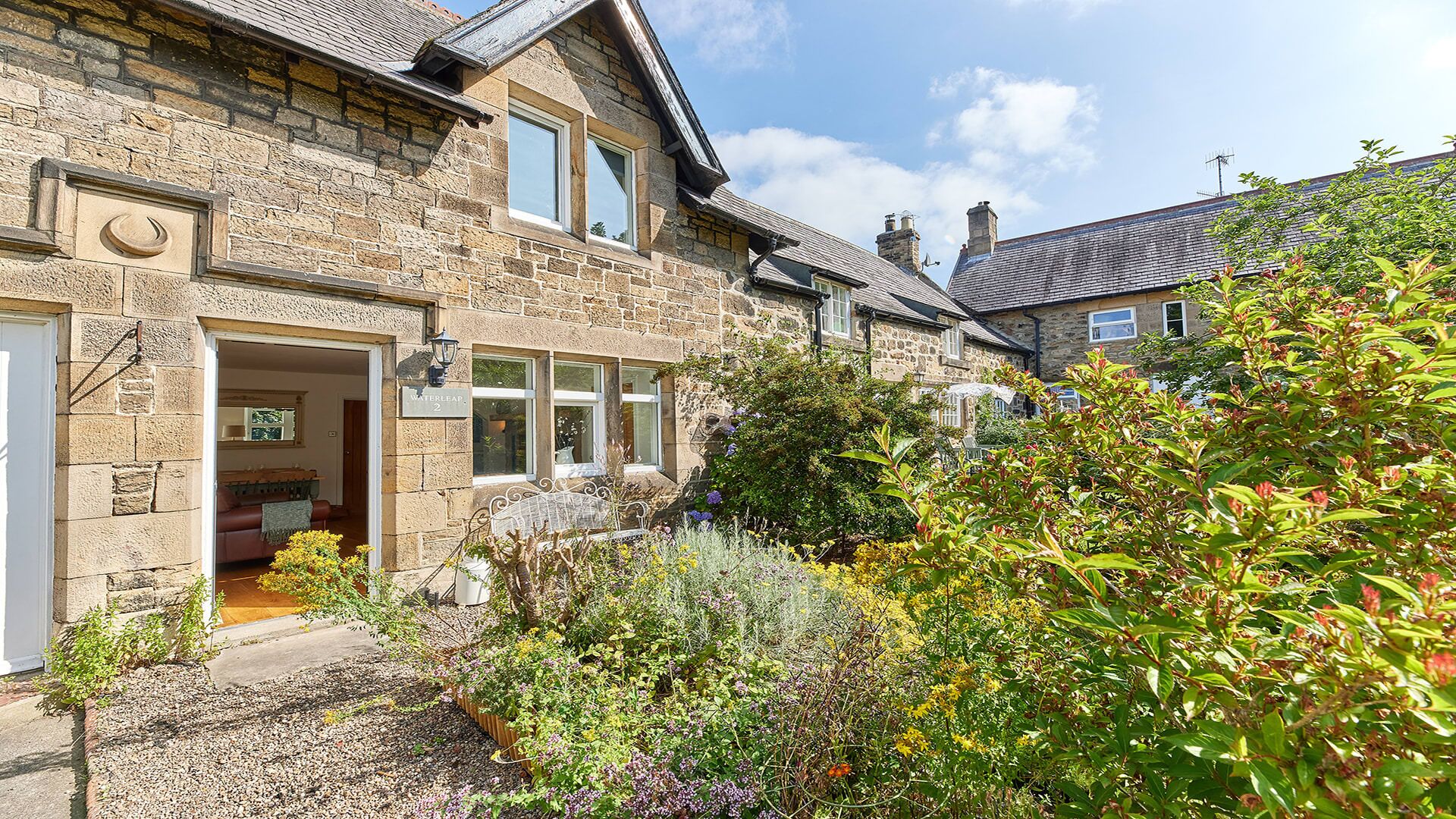 Nhà | 2 phòng ngủ 