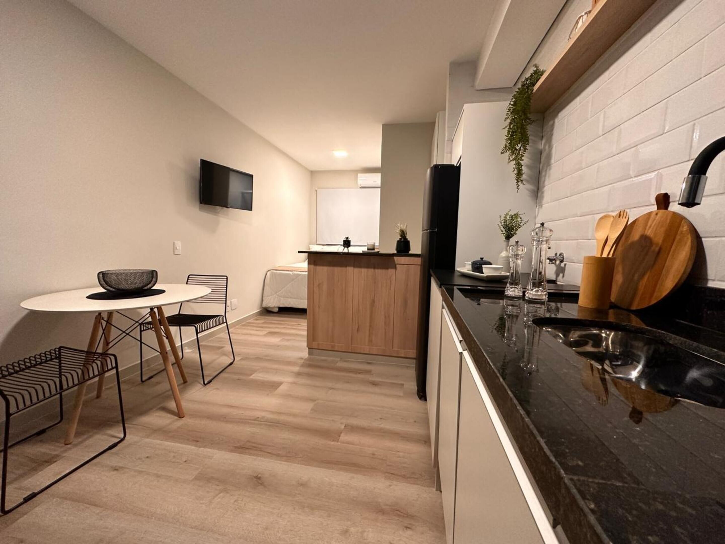 Standard Studio | 1 bedroom, desk, laptop workspace, blackout drapes