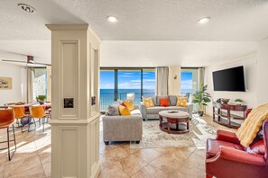 TV - One of a Kind, 2BR/2BA Beachfront Condo (Panama City Beach)
