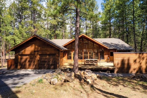 Basecamp at Black Butte-FREE Lift Tickets