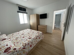 1 sovrum, strykjärn/strykbräda, resesäng och wi-fi