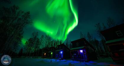 The Cozy Caribou - Frontier Village