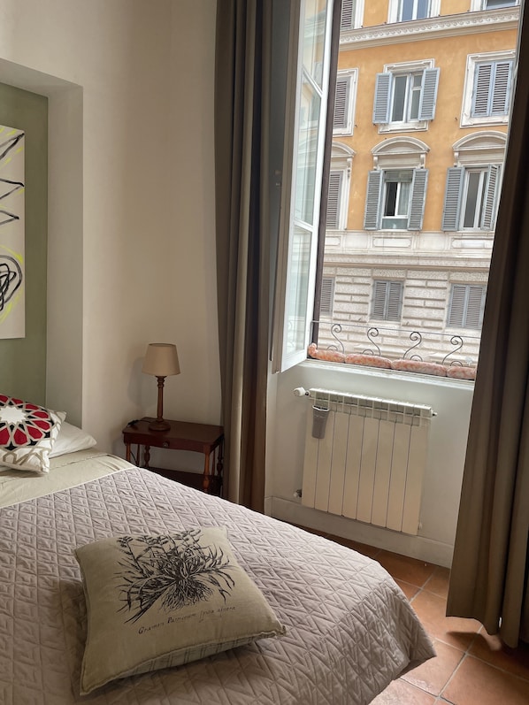 1 makuuhuone, silitysrauta/-lauta, ilmainen Wi-Fi, vuodevaatteet