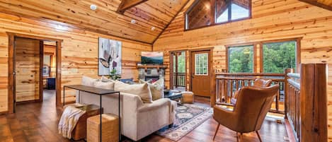 Casa (Multiple Bedrooms) | Interior