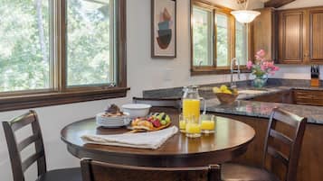 Rumah (5 Bedrooms) | Interior