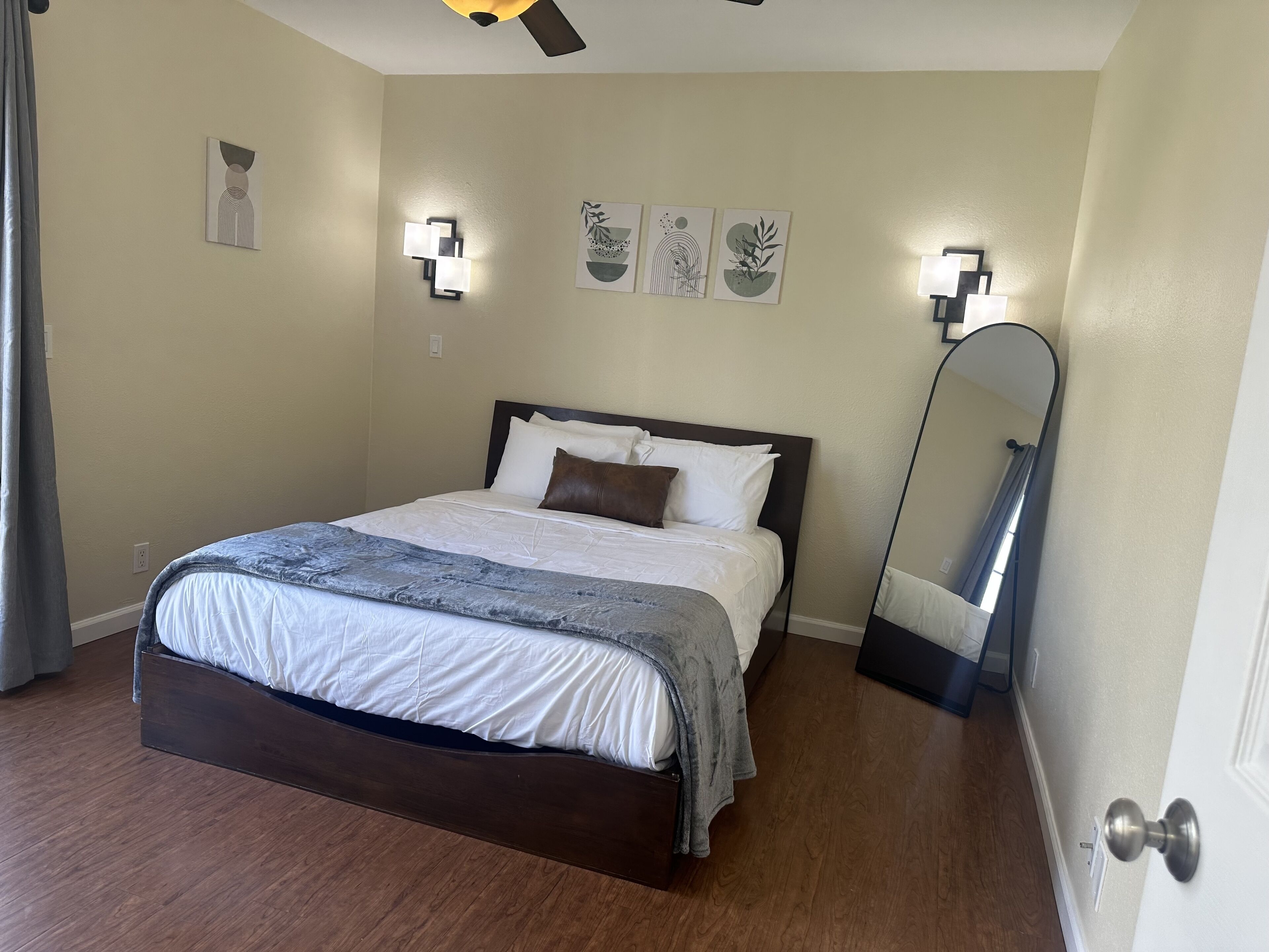 2 bedrooms, iron/ironing board, travel crib, free WiFi