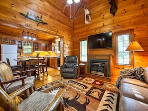 Smart TV, fireplace
