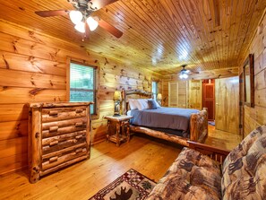 3 bedrooms, iron/ironing board, free WiFi, bed sheets - Rocky Top Dream! (Maggie Valley)