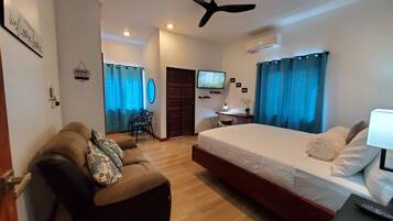 1 makuuhuone, työpöytä, silitysrauta/-lauta, ilmainen Wi-Fi