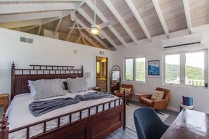 3 quartos, escrivaninha, berço de viagem, Wi-Fi